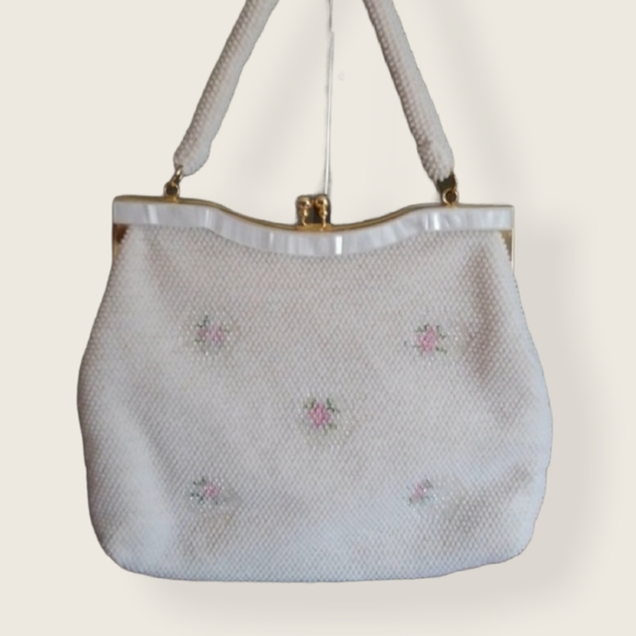 Vintage Handbags - Vintage Estate Beaded MOP Lucite Flower Handbag